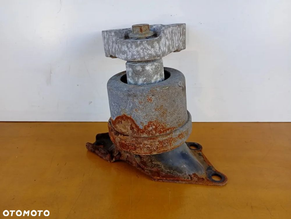 Łapa Wspornik Silnika Poduszka Vw Transporter T6 2.0 TDI 2018r 7E0199256J - 2