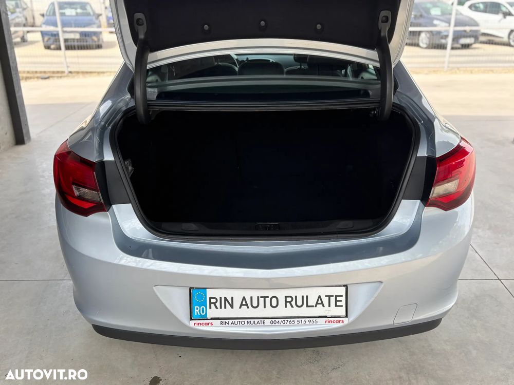 Opel Astra 1.6 TWINPORT ECOTEC Active - 9