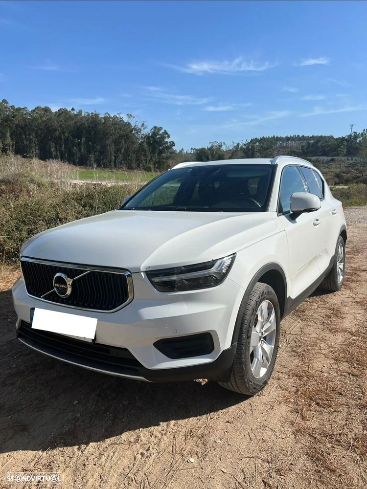 Volvo XC 40 1.5 T2 Momentum - 3