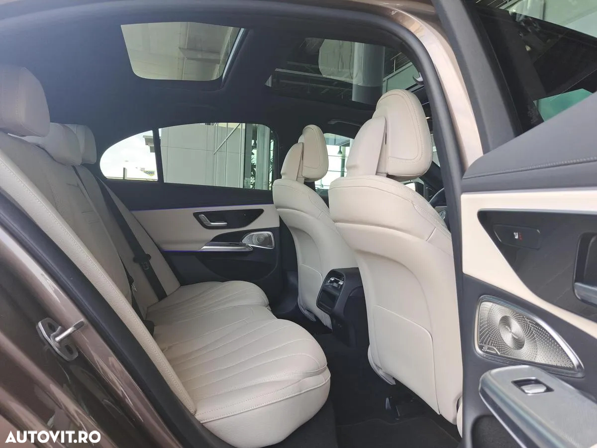 Mercedes-Benz E 200 4Matic 9G-TRONIC Edition AMG Line - 11