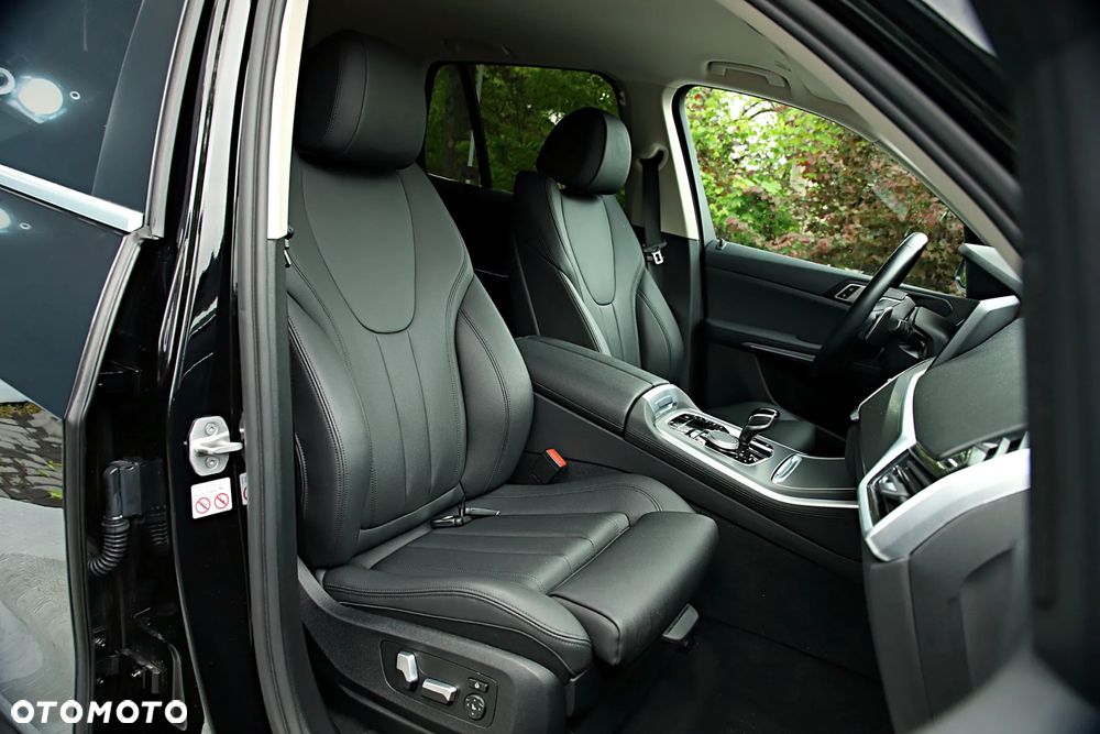 BMW X5 xDrive25d sport - 28