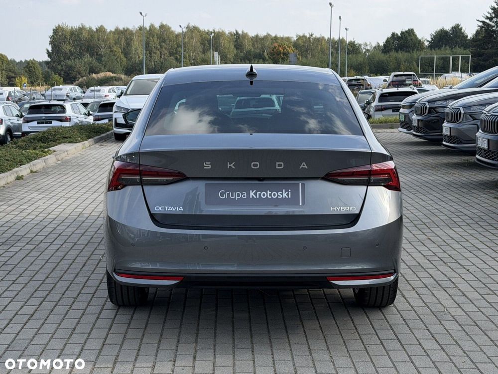 Skoda Octavia 1.5 TSI mHEV Selection DSG - 7