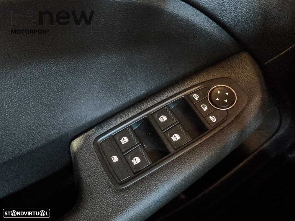 Renault Clio 1.0 TCe Evolution Bi-Fuel - 19