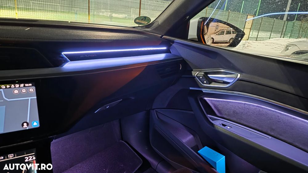Audi e-tron 50 quattro S line - 16