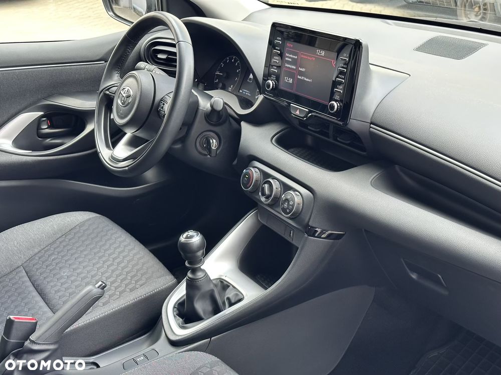 Toyota Yaris 1.5 Comfort - 17