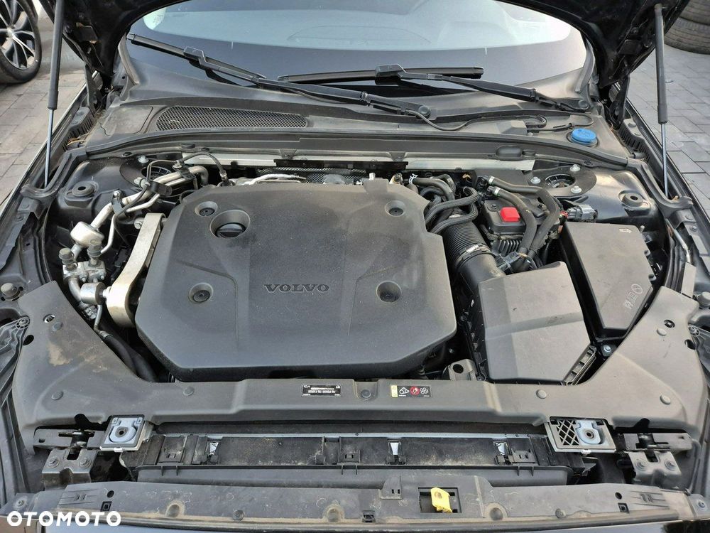 Volvo V60 B4 D Geartronic Momentum Pro - 11