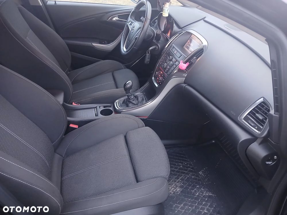 Opel Astra 1.7 CDTI DPF Cosmo - 19