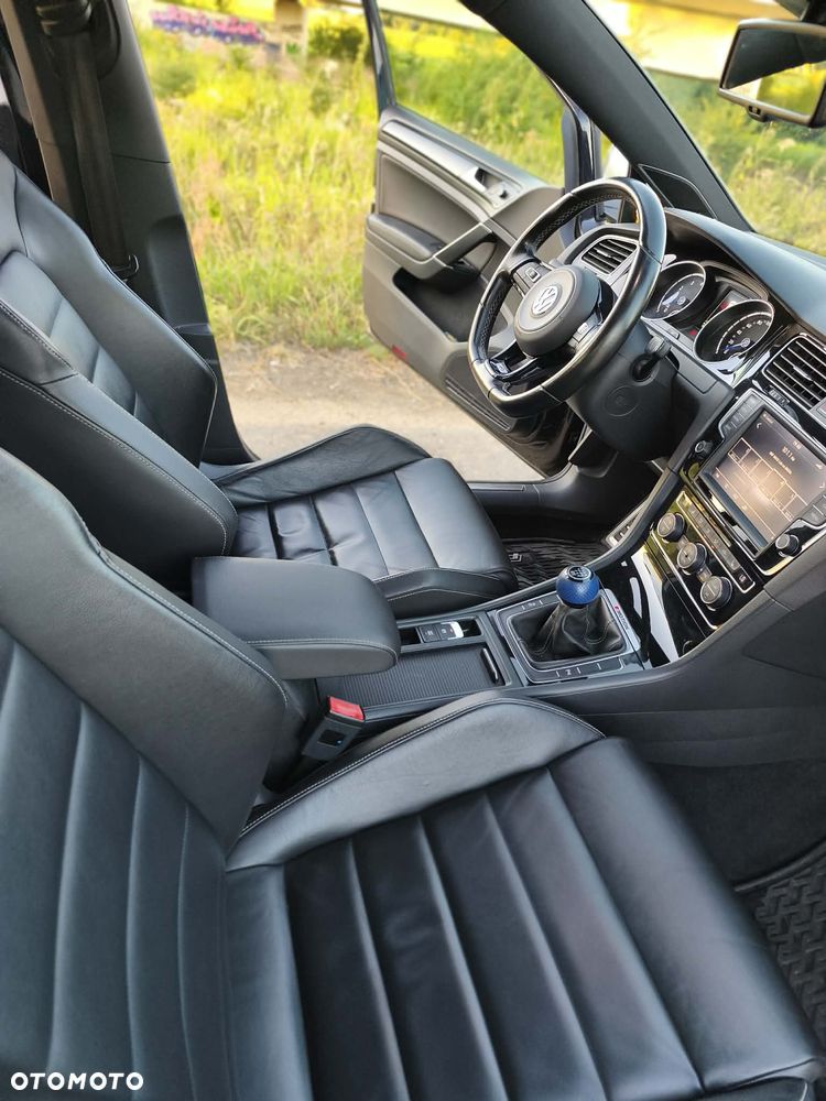 Volkswagen Golf 2.0 TSI BMT 4Mot R - 11