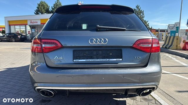 Audi A4 Avant - 10