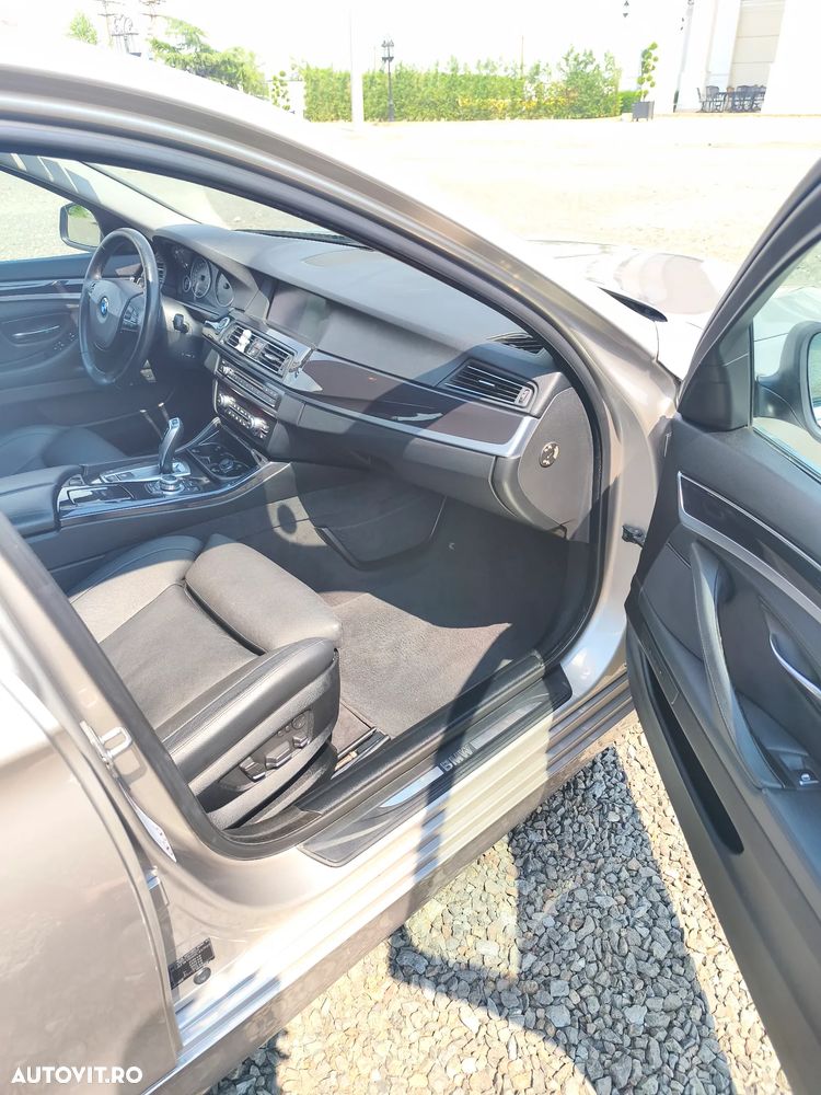 BMW Seria 5 520d Sport-Aut. - 14