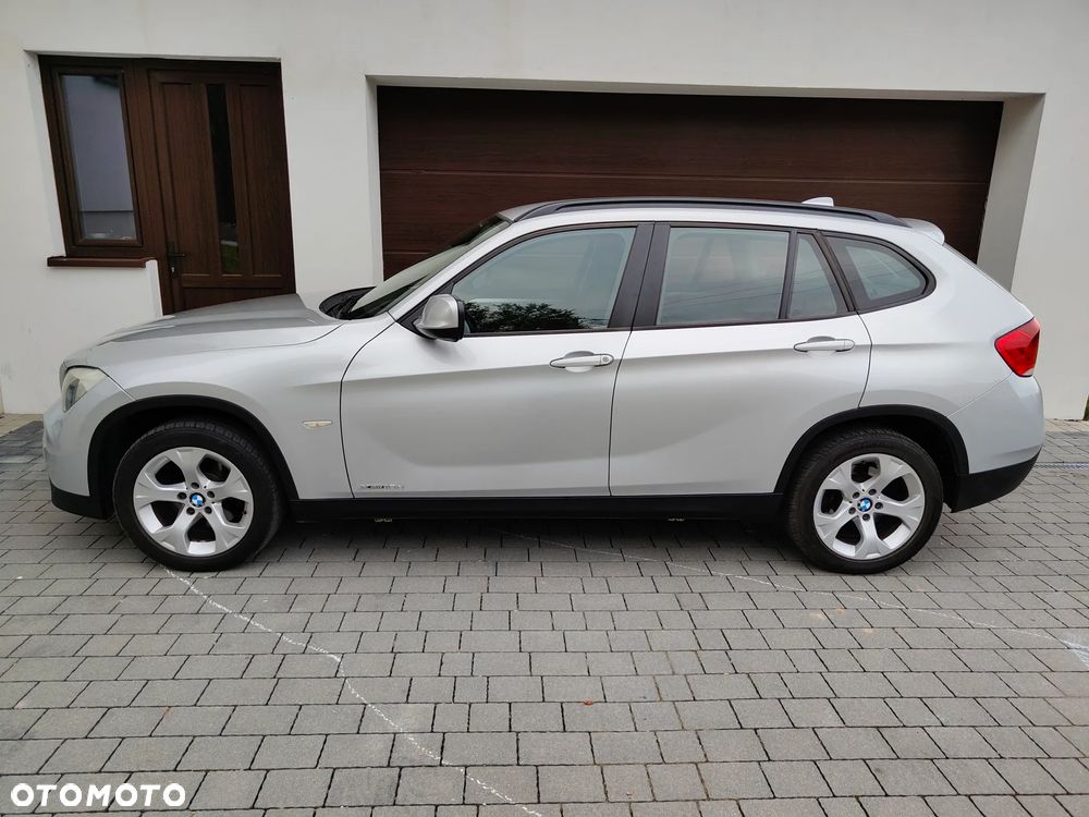 BMW X1 xDrive18d Sport Line - 4