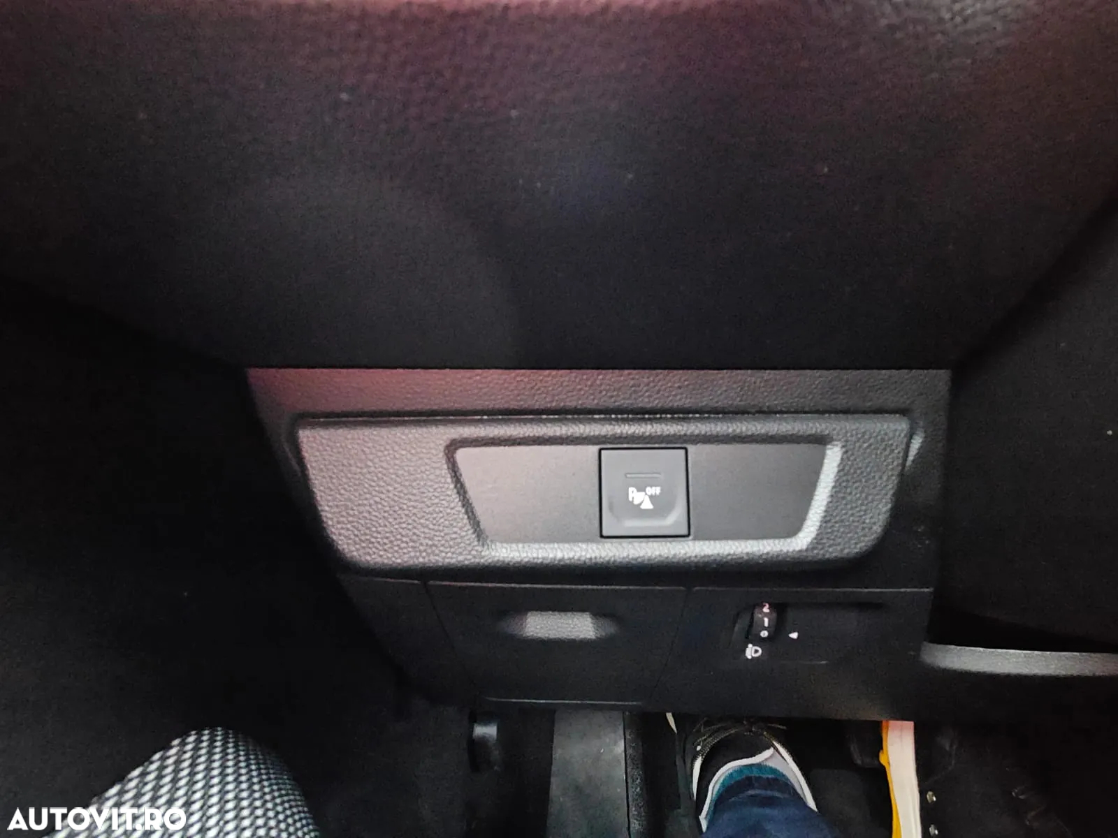 Dacia Logan TCe 90 MT6 Comfort - 12