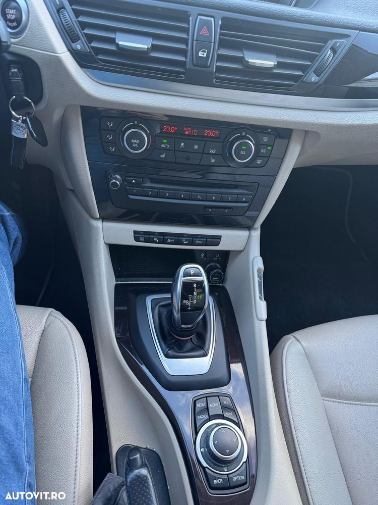 BMW X1 - 8