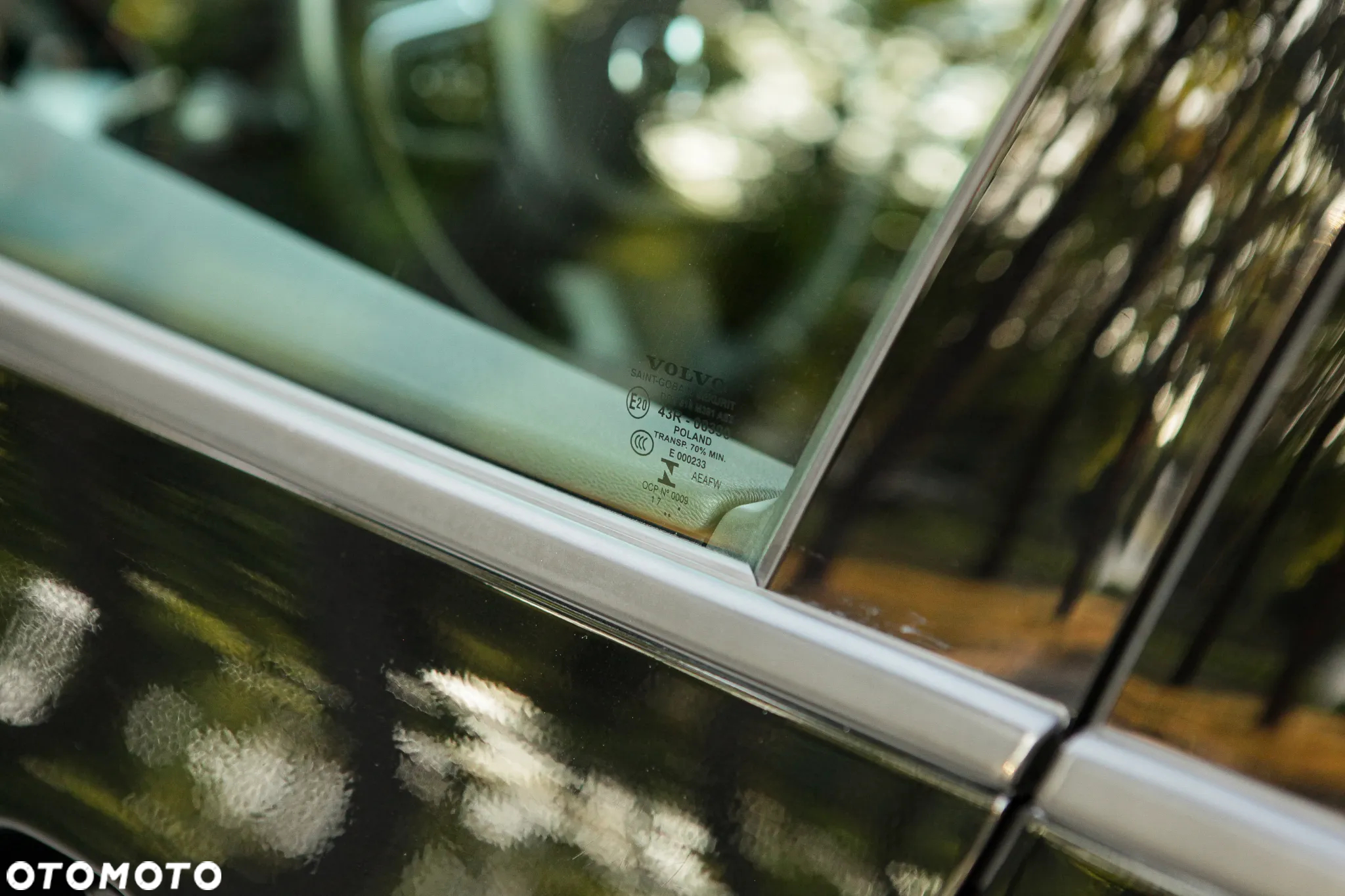 Volvo XC 60 T8 AWD Plug-In Hybrid Momentum Pro - 19