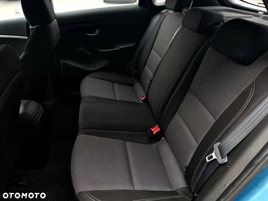 Hyundai i30 1.4 blue Comfort - 20