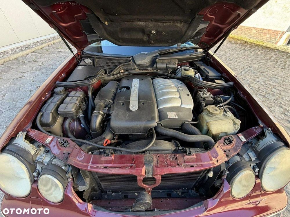 Mercedes-Benz Klasa E - 34