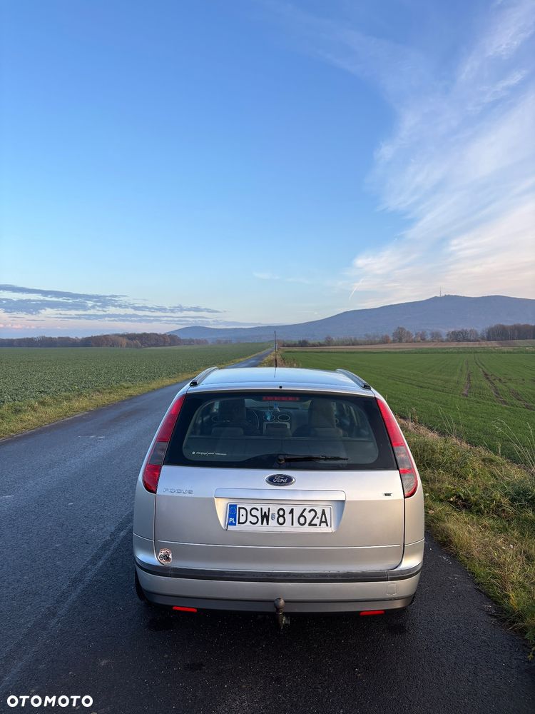 Ford Focus 1.6 TDCi Trend - 4