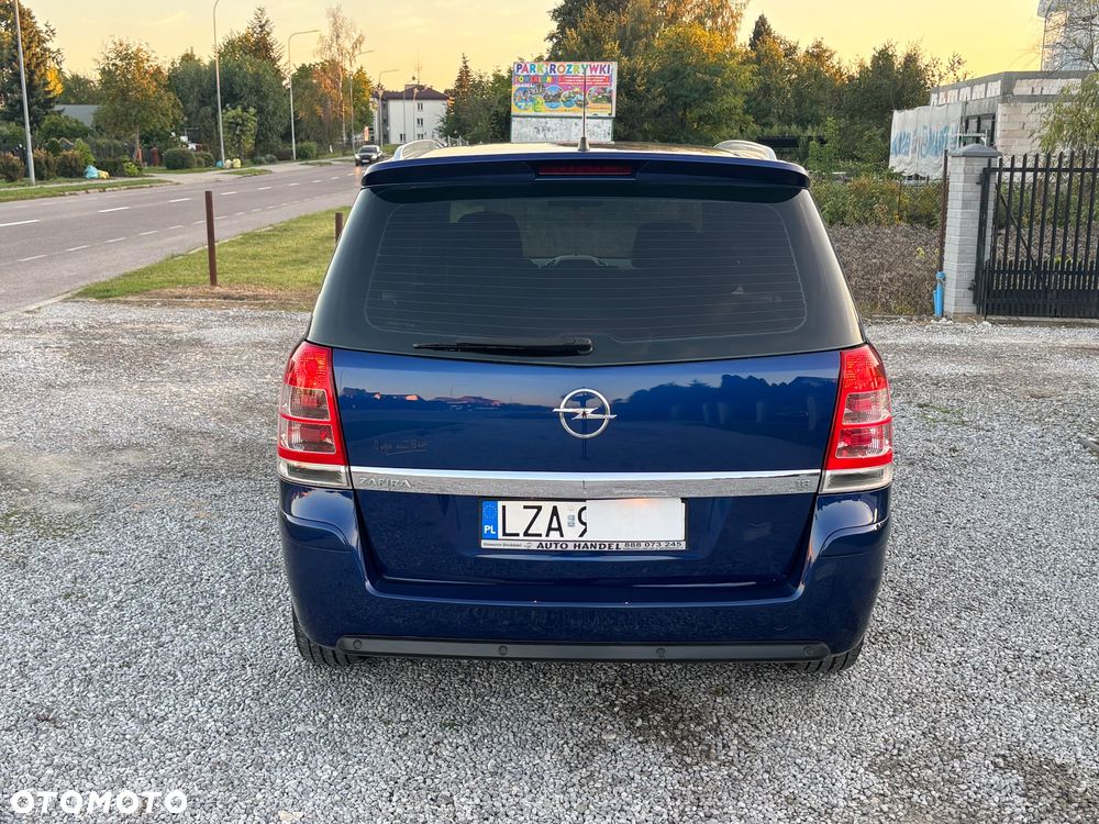 Opel Zafira - 23