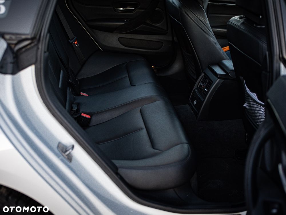 BMW Seria 4 435d xDrive Sport-Aut Luxury Line - 16