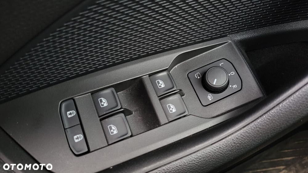 Skoda Octavia 1.5 TSI mHEV Selection DSG - 16