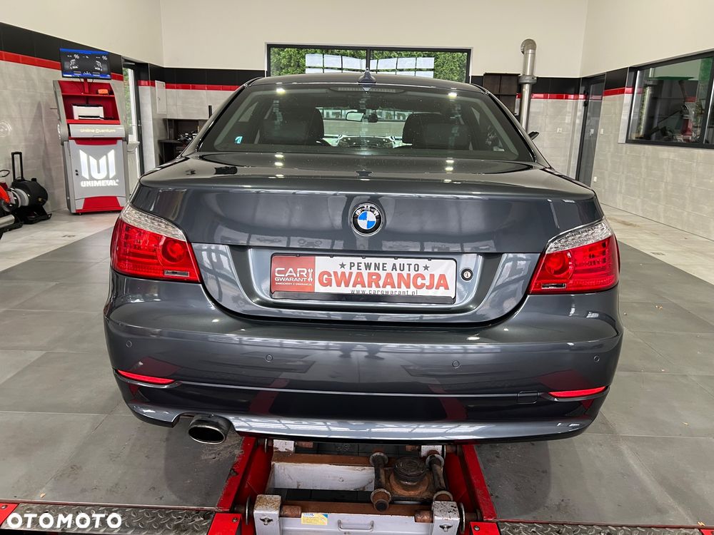 BMW Seria 5 520d - 39
