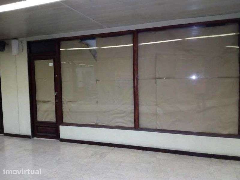 Loja no centro comercial Santa Cruz - Grande imagem: 4/6