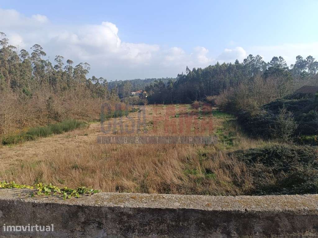 Terreno com moradia para recuperar em Touguinhó - Vila do Conde - Grande imagem: 3/14