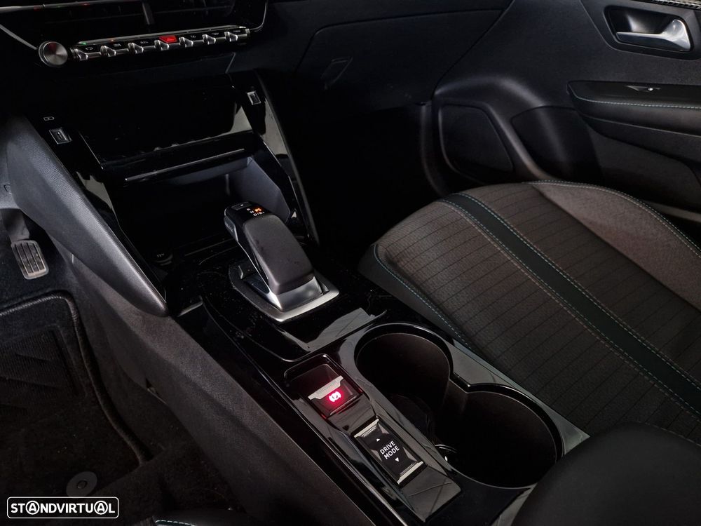 Peugeot e-208 50 kWh Allure - 24