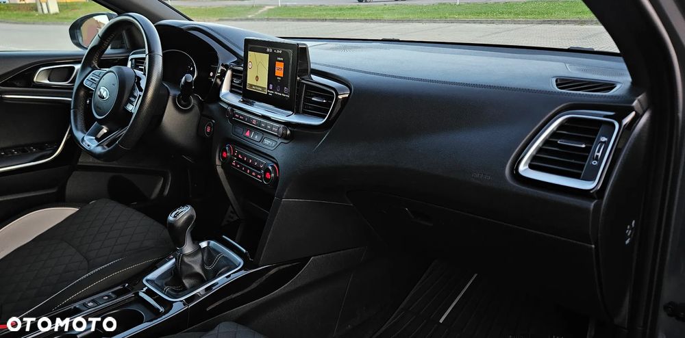 Kia ProCeed 1.0 T-GDI GT Line - 10