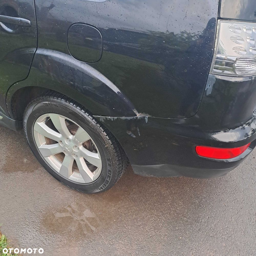 Mitsubishi Outlander - 5