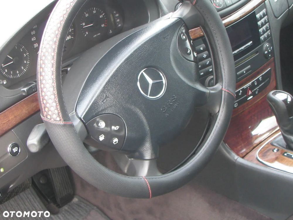 Mercedes-Benz Klasa E - 13