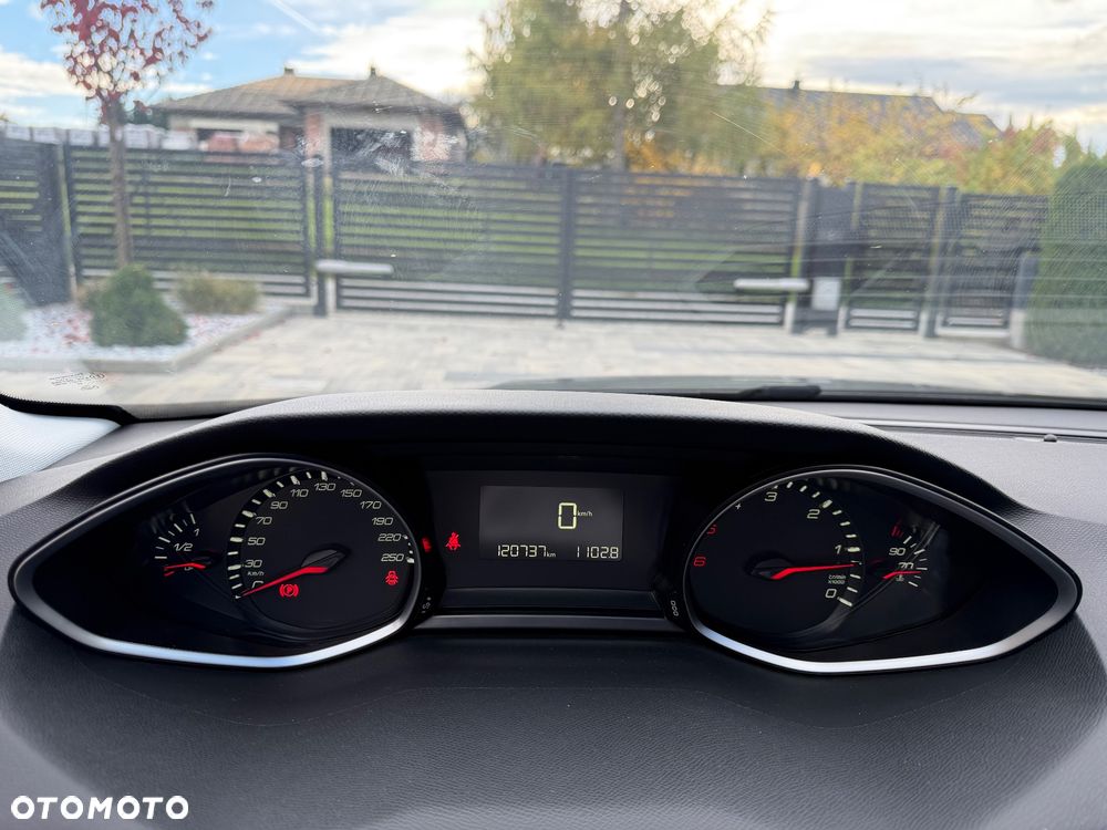Peugeot 308 1.5 BlueHDi Business Line S&S - 37