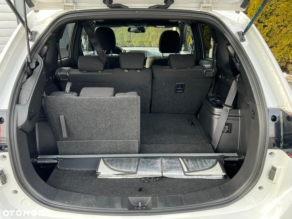 Mitsubishi Outlander 2.0 2WD CVT Diamant Edition+ - 16