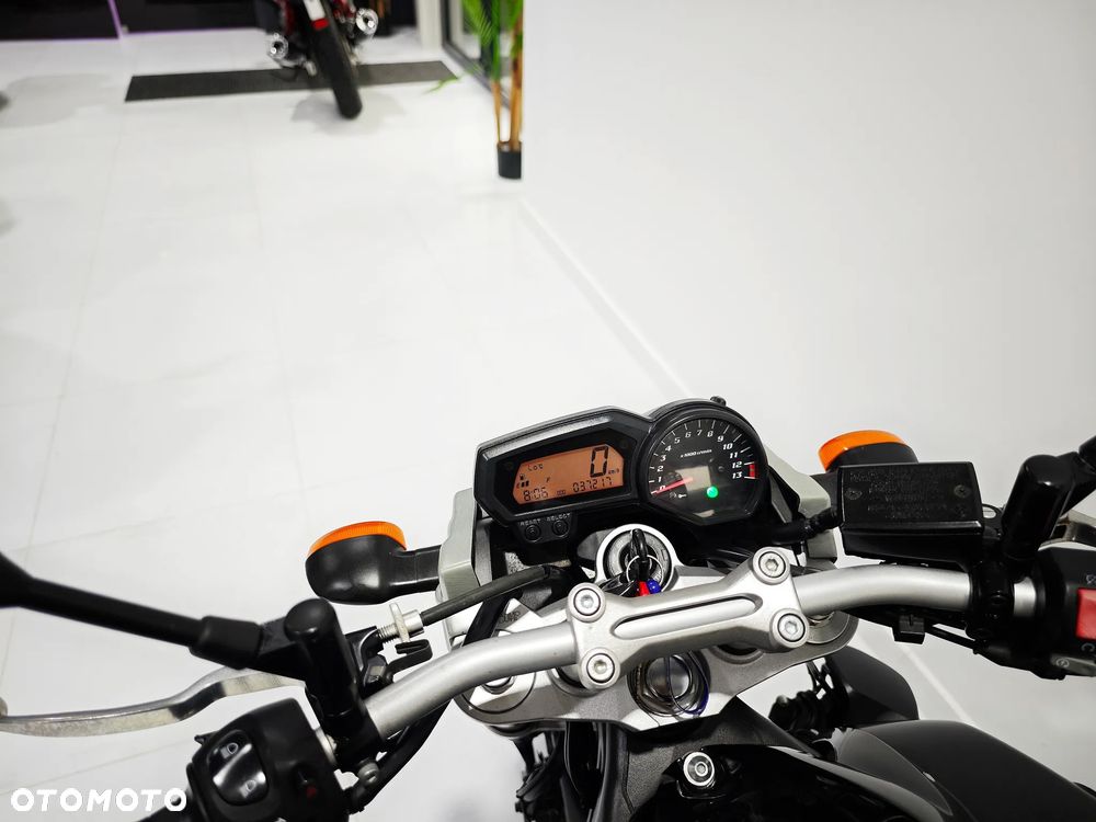 Yamaha FZ - 5
