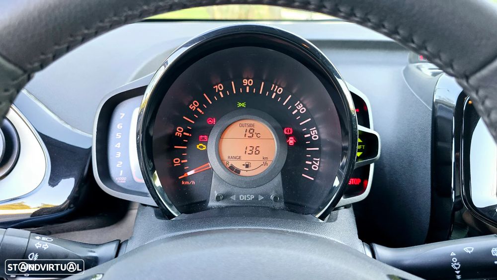 Toyota Aygo 1.0 X-Clusiv - 29