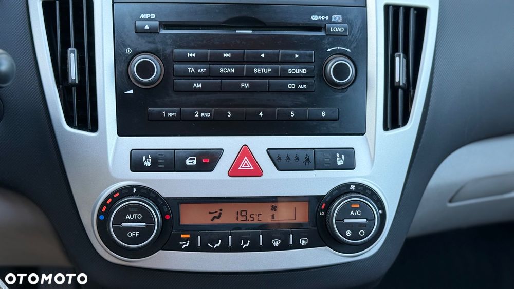Kia Ceed 1.6 CRDi 115 Edition 7 - 14