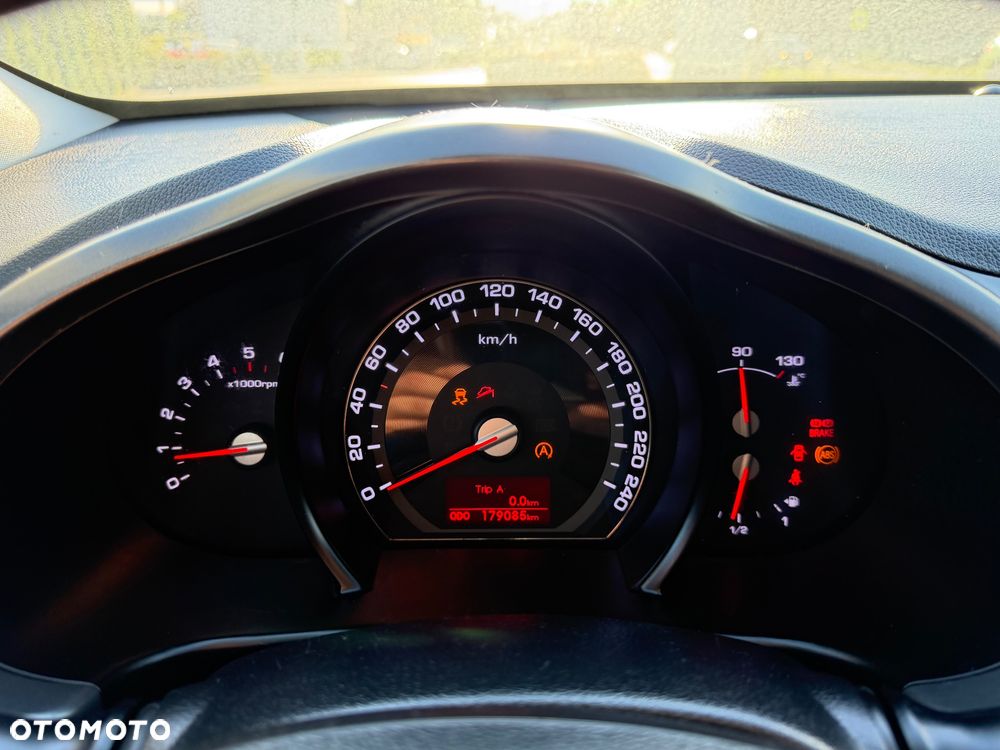 Kia Sportage 1.7 CRDI Business Line 2WD - 23