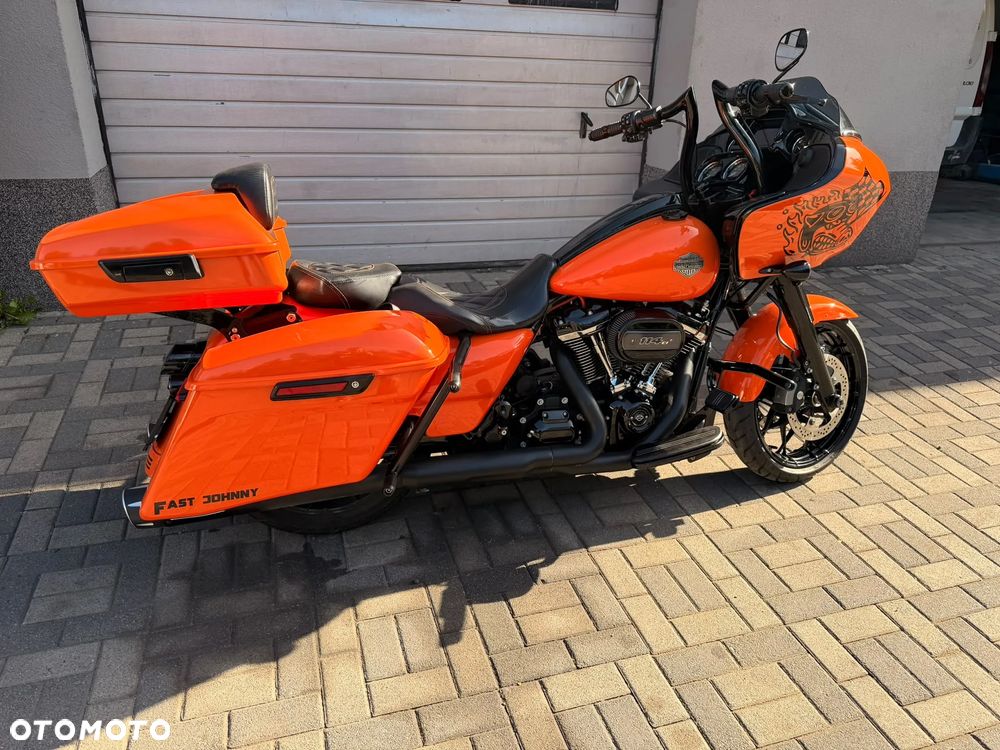 Harley-Davidson Touring Road Glide - 3