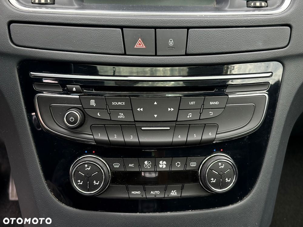 Peugeot 508 1.6 e-HDi Active S&S - 16
