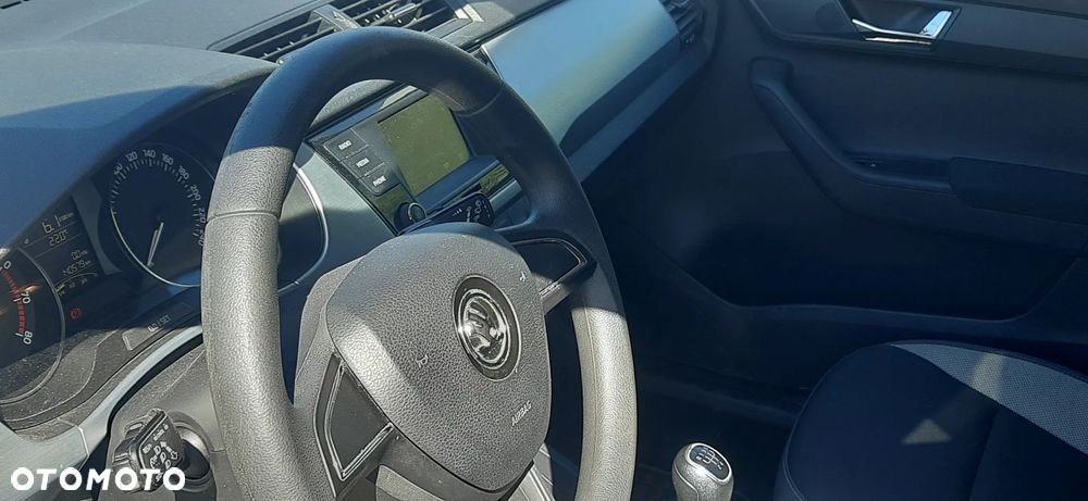 Skoda Fabia 1.0 TSI Active - 16