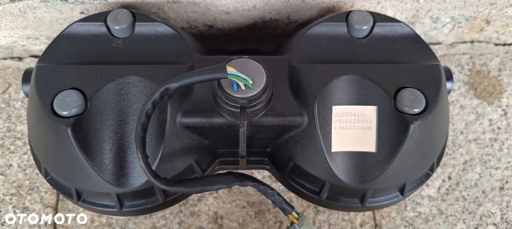 MOTO GUZZI V85T LICZNIK Zegary Prędkościomierz - 16