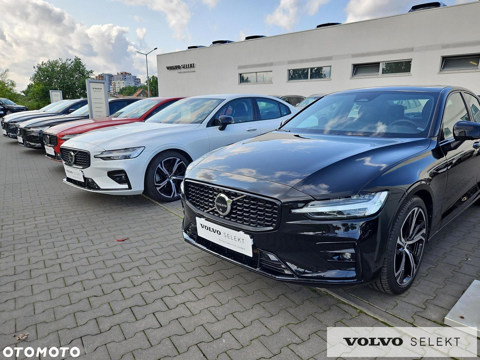 Volvo S60 B5 B AWD Plus Dark - 34