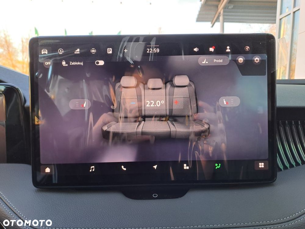 Skoda Superb 2.0 TDI SCR 4x4 L&K DSG - 18