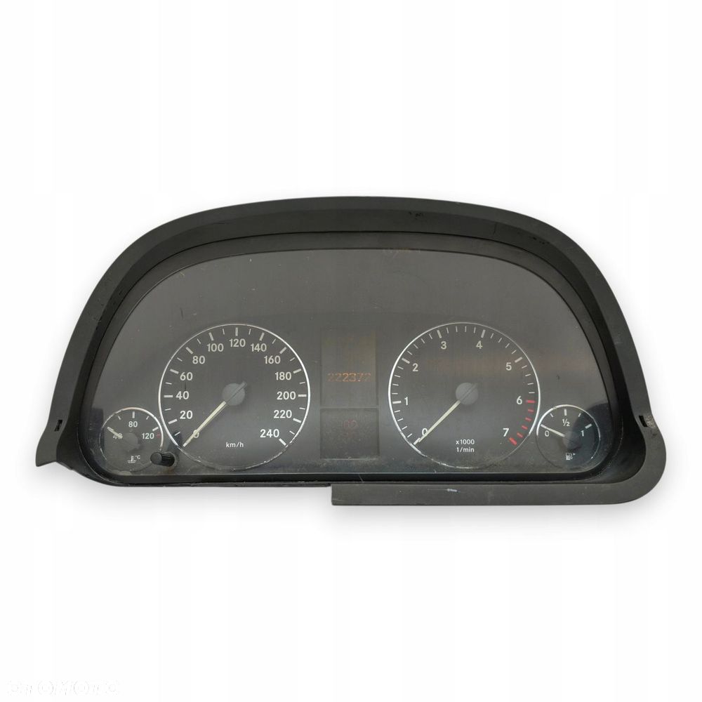 LICZNIK ZEGARY A1695403748 Mercedes W169 1.5 1.7 2.0 8V Benzyna 222 372km - 3