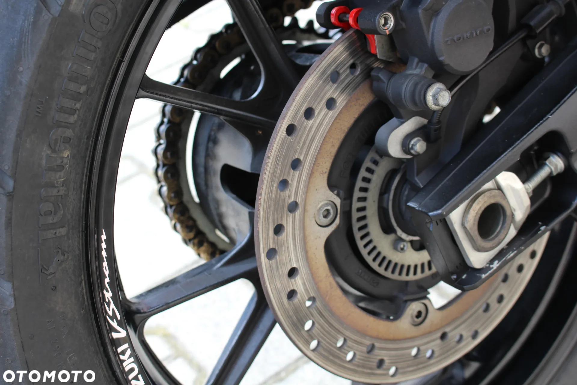 Suzuki V-STROM - 15