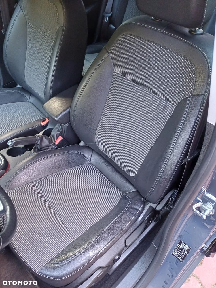 Opel Astra 1.6 CDTI Cosmo - 19