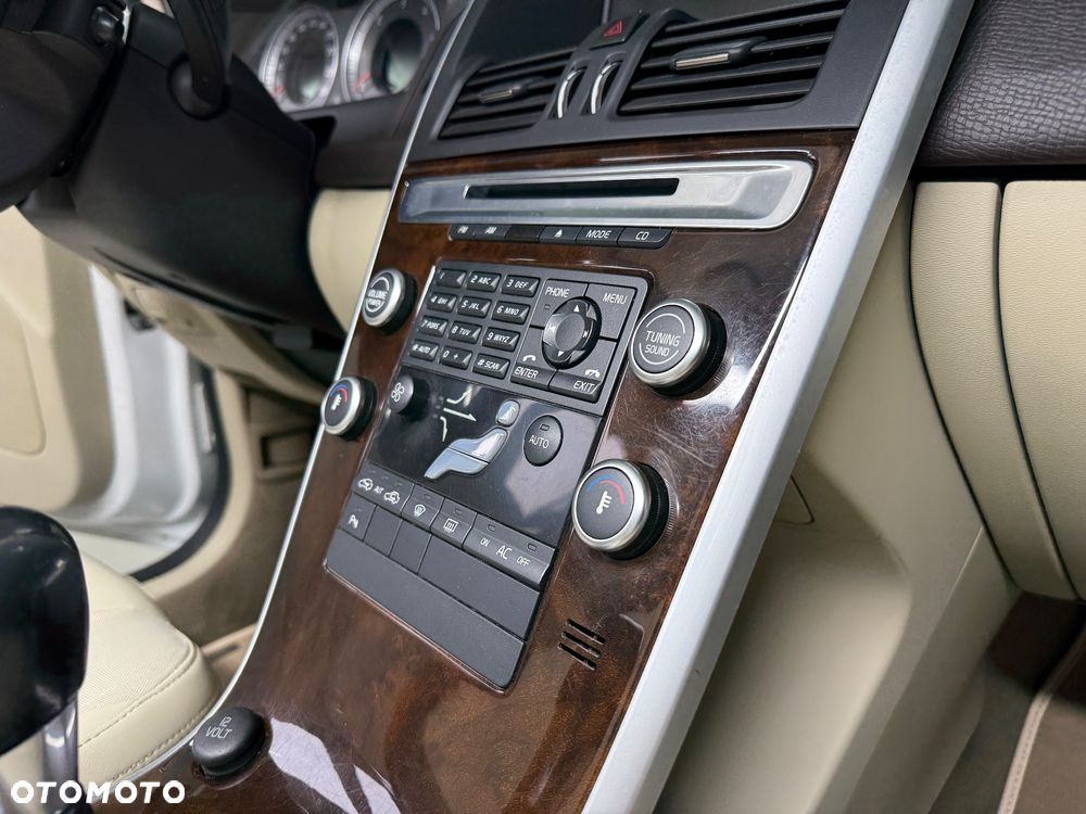 Volvo XC 60 DRIVe R Design - 16