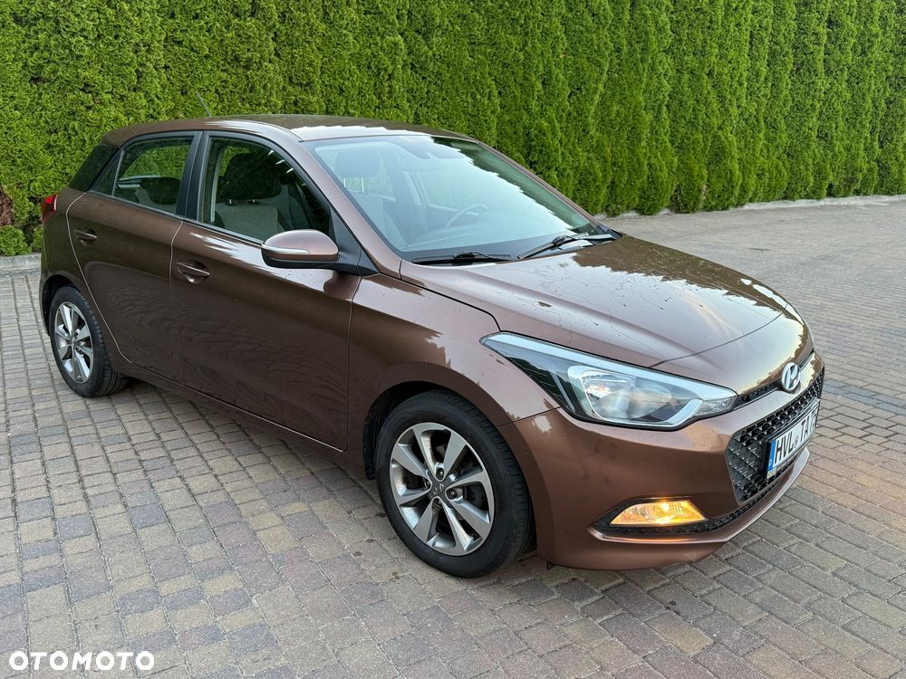 Hyundai i20 1.4 - 14