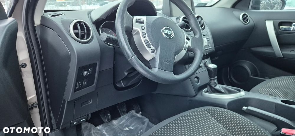 Nissan Qashqai+2 2.0 dCi DPF acenta - 21