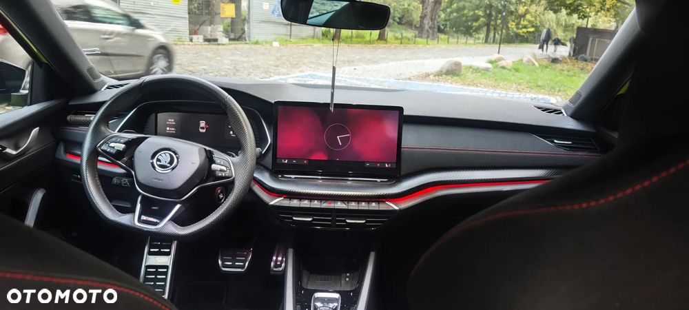 Skoda Octavia 2.0 TSI RS DSG - 13